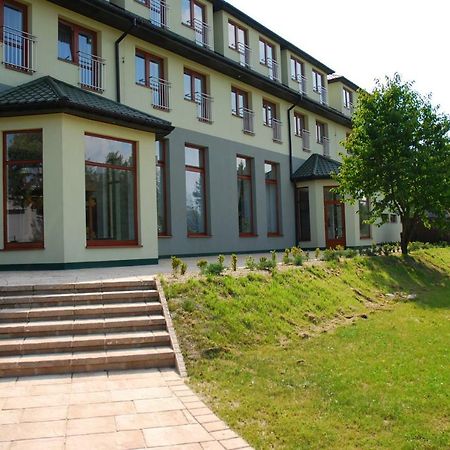 Hotel Dyminy Kielce Kültér fotó