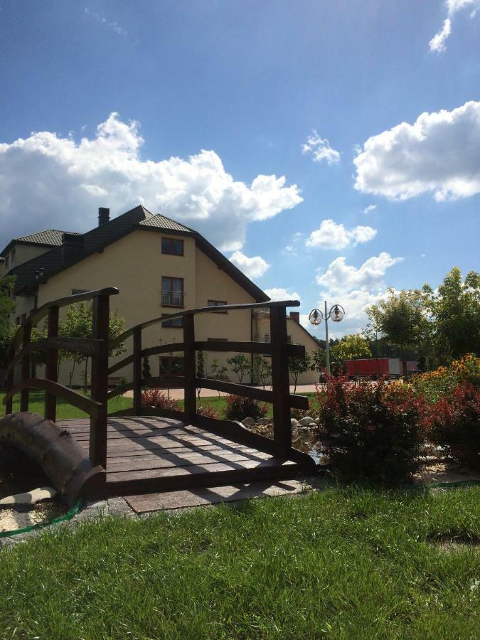 Hotel Dyminy Kielce Kültér fotó