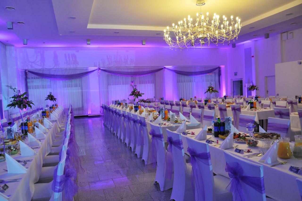 Hotel Dyminy Kielce Kültér fotó